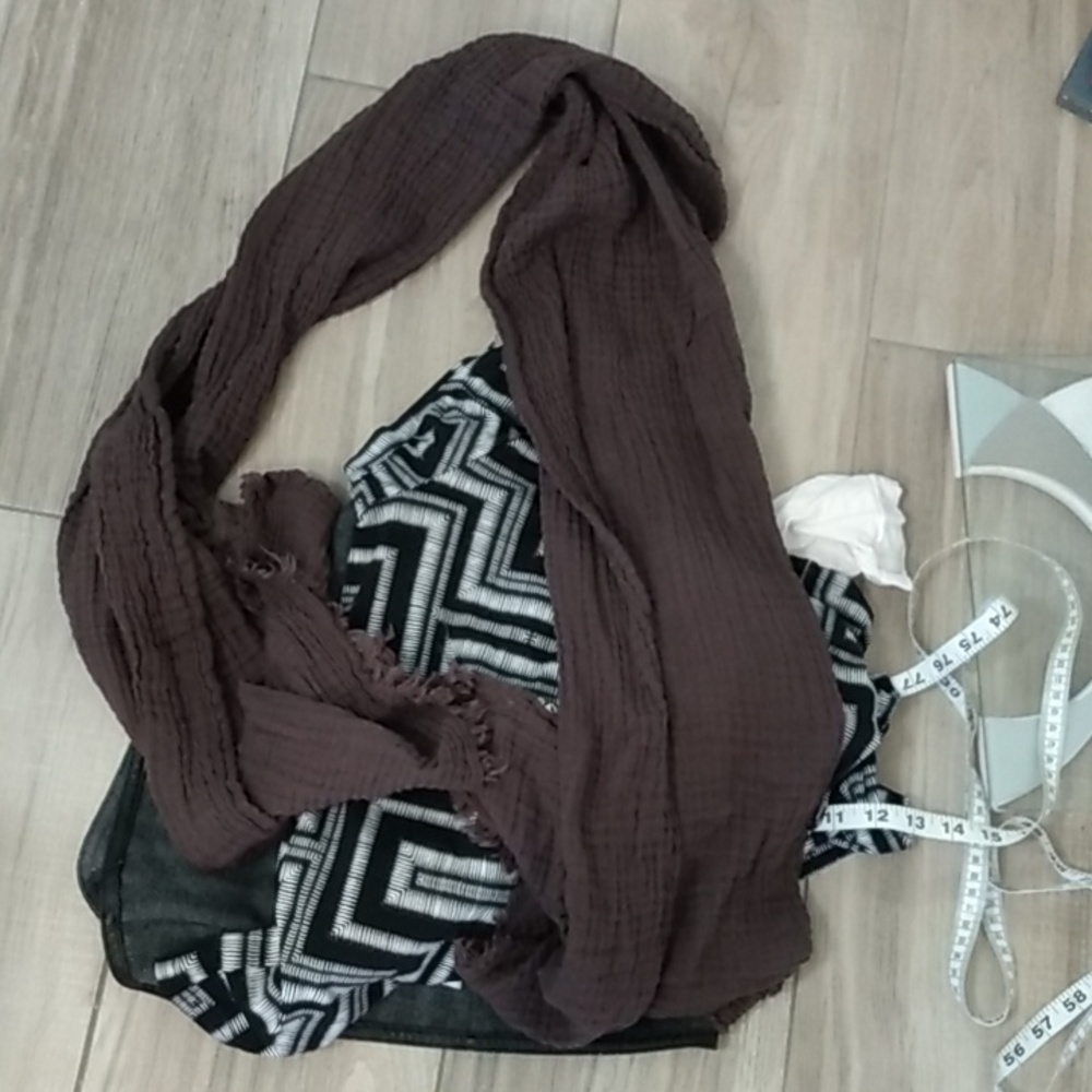New York & CO Vest - Picture 8 of 10